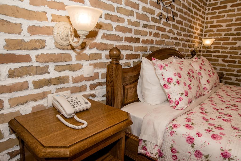 Orbita Boutique Hotel Шимкент Стая снимка