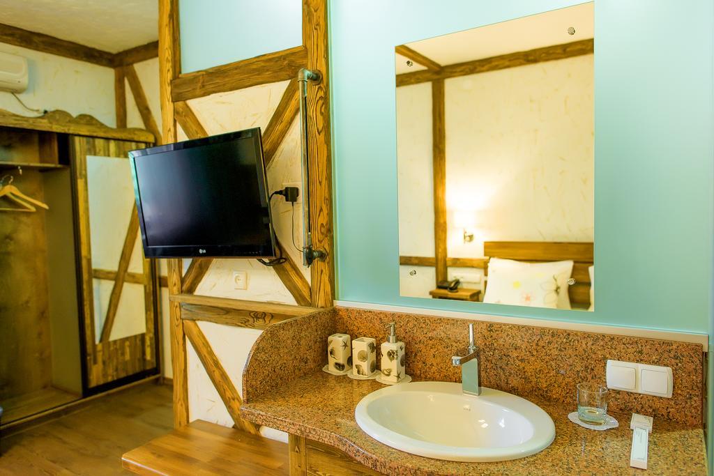Orbita Boutique Hotel Шимкент Екстериор снимка