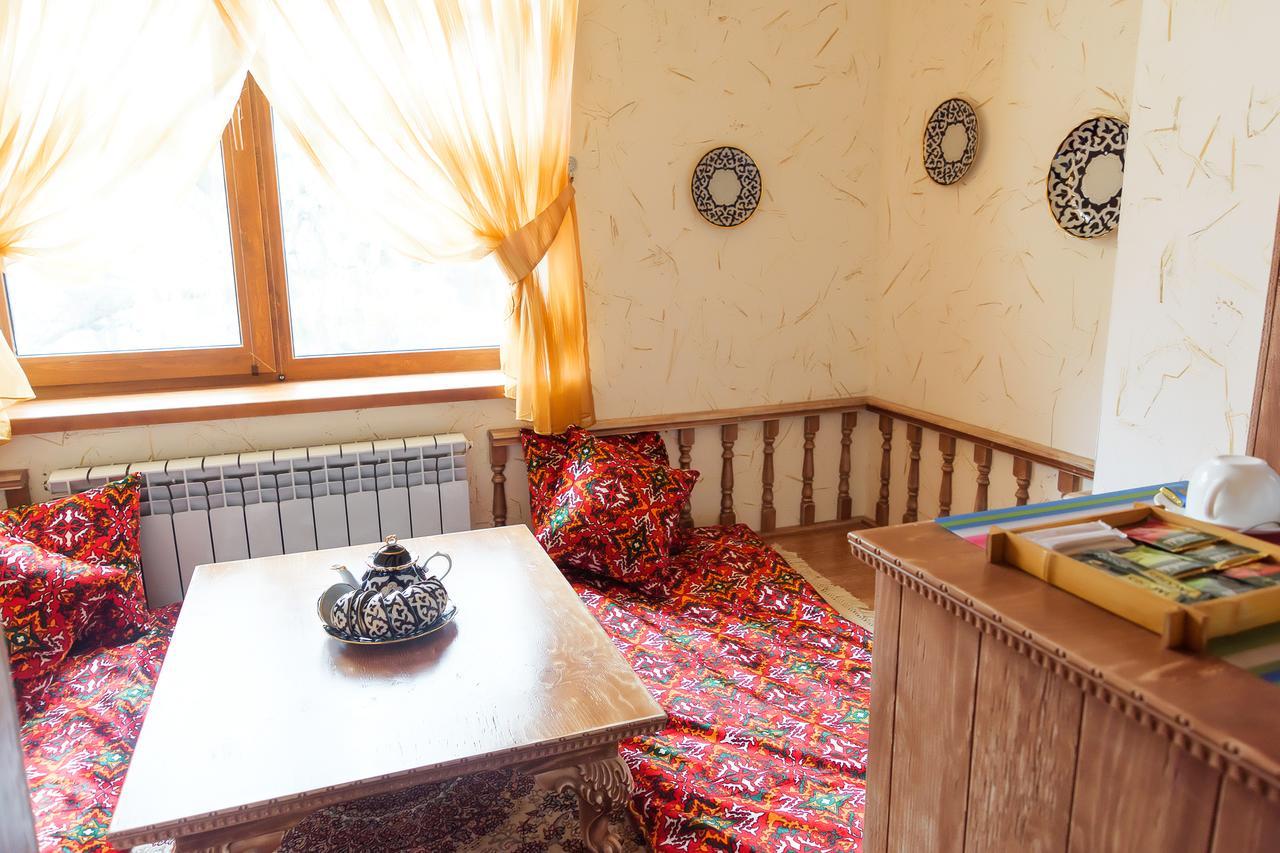 Orbita Boutique Hotel Шимкент Екстериор снимка